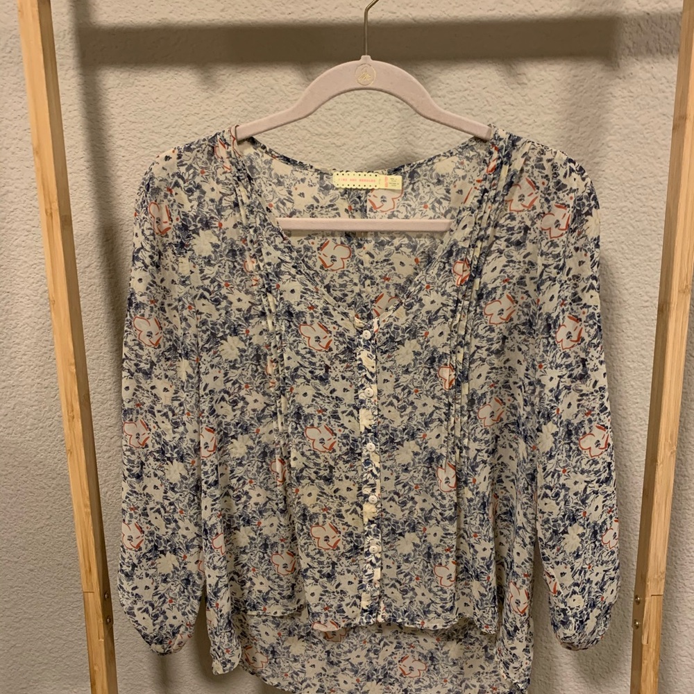Pins and needles blouse